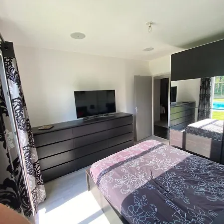 Willa Belle Maison Avec Piscine Au Coeur Du Medoc Saint-Laurent-de-Medoc