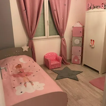 Belle Maison Avec Piscine Au Coeur Du Medoc Willa Saint-Laurent-de-Medoc