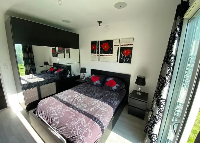 Belle Maison Avec Piscine Au Coeur Du Medoc * Saint-Laurent-de-Medoc